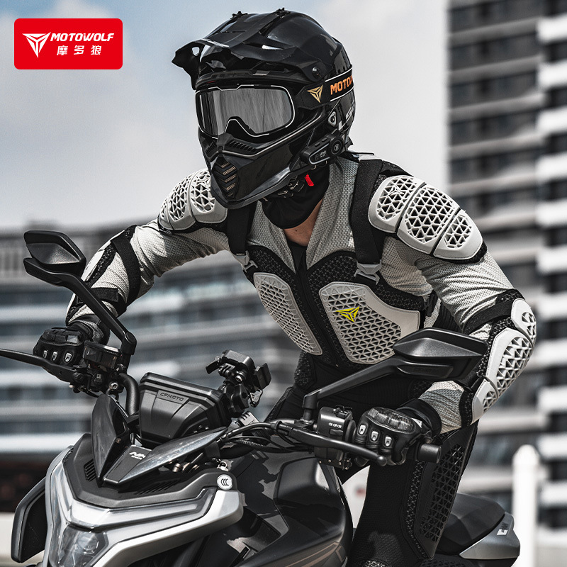 Veste de Moto, armure corporel - Cycling Gear Jacket avis et prix